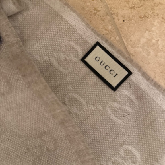 Gucci New Nikky Wool Scarf 37x190 Cm Guccisima GG Logo In Sand Color NWT - Picture 5 of 11